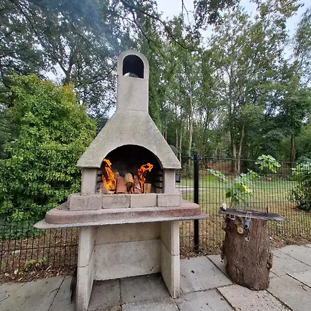La Casa Pacha Mama Sauna En Hottub * Ewijk